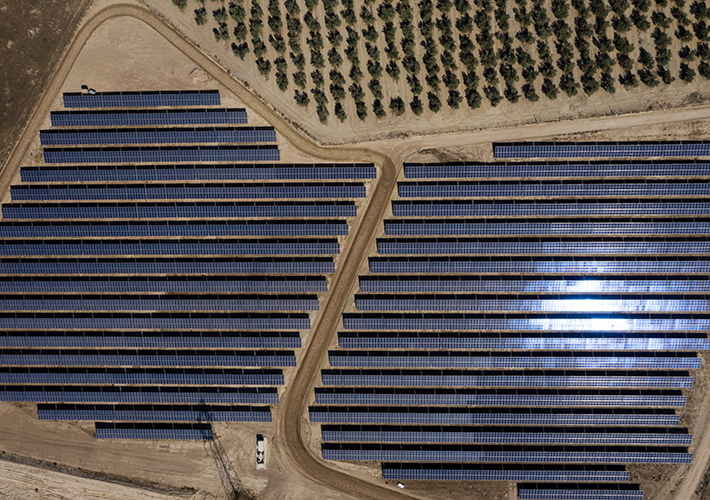 Foto Aquila Clean Energy y Axpo Iberia cierran un conjunto de PPAs para un portfolio solar de 66 MW en España.